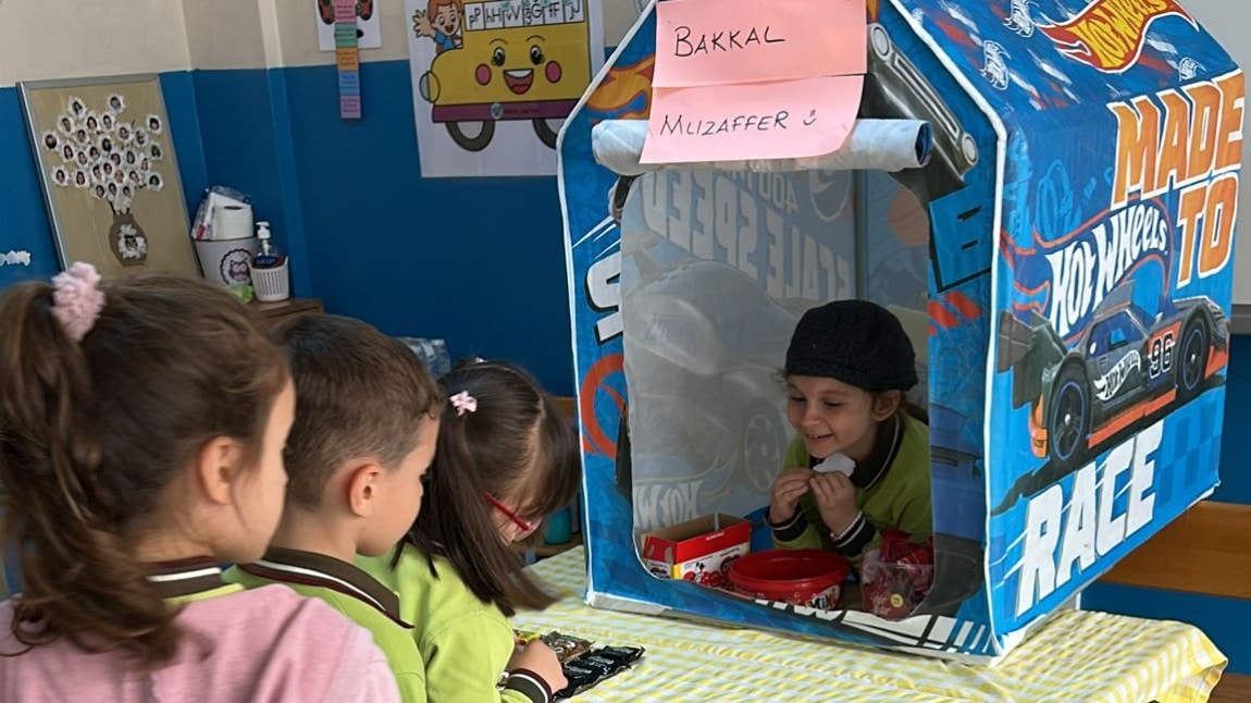 1-A Sınıfı Öğrencilerimizin Evimiz Okulumuz/Yaşam Becerileri Kapsamında Paralarımızı Tanıyalım Etkinliği.